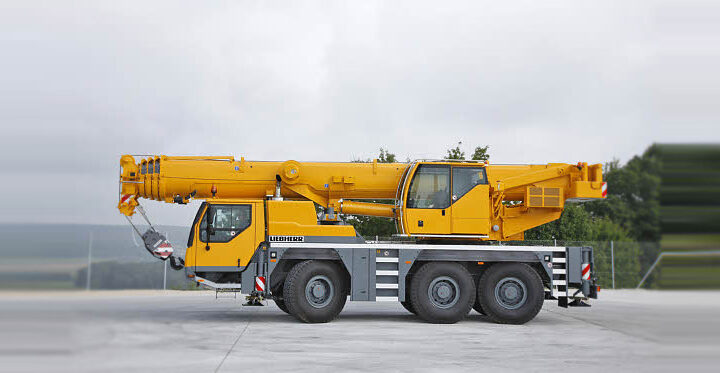 Autogru Liebherr LTM 1055-3.2